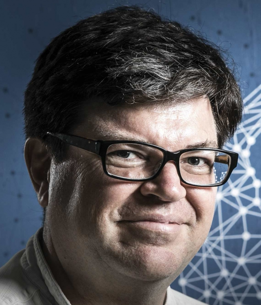 Yann LeCun（左）和 Yoshua Bengio（右）